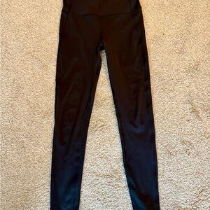 Vuori Women's Classic Black Leggings